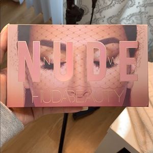 Huda Beauty Palette